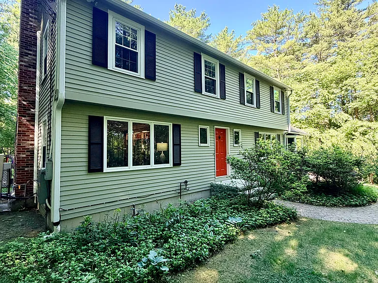 292 Stow Rd — Photo 2