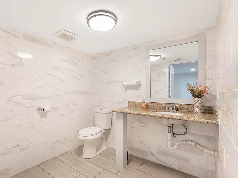 955 Egret Cir #402 — Photo 35