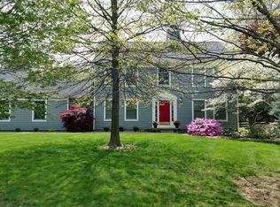 10855 Lone Oak Ct, Whitehouse, OH