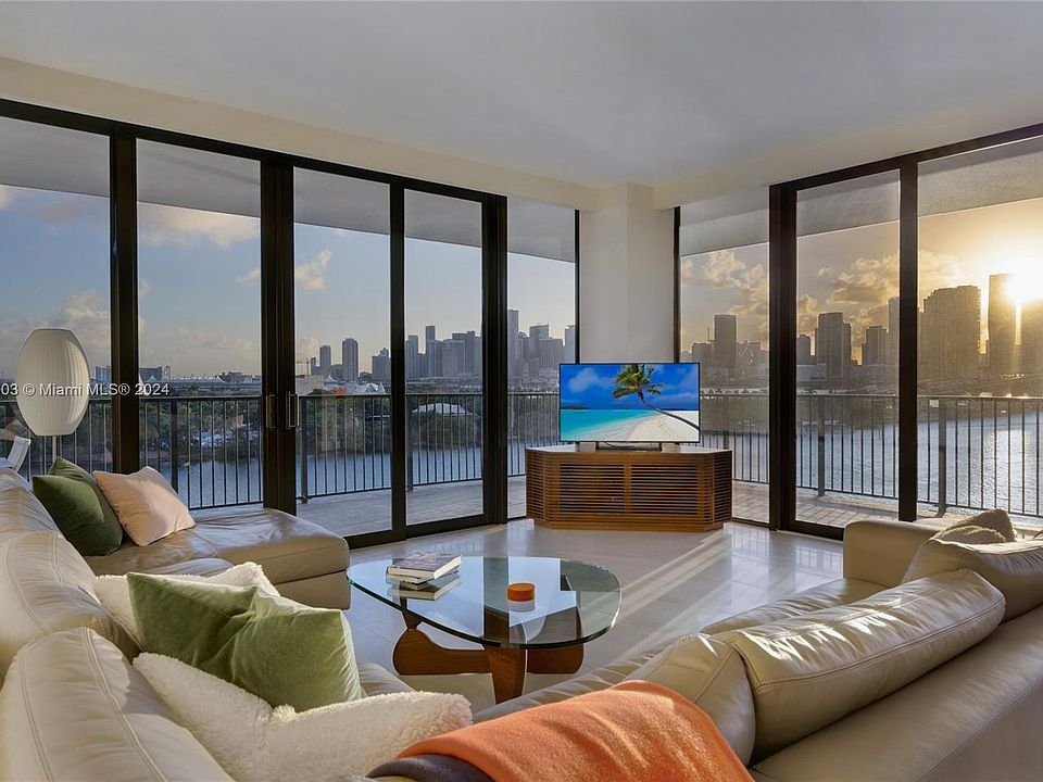 1st image of 1000 Venetian Way APT 804