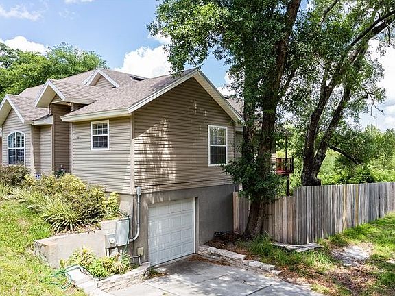 4th image of 314 Blackwater Pl