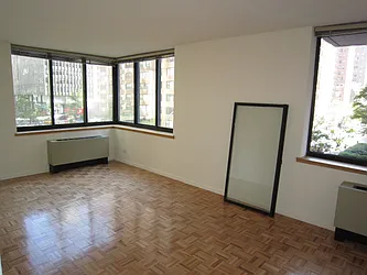 Rented by Sumitomo Real Estate Sales