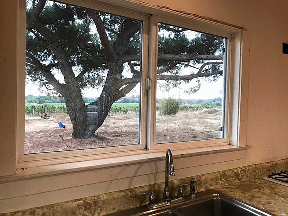 4th image of 1629 Los Carneros Ave