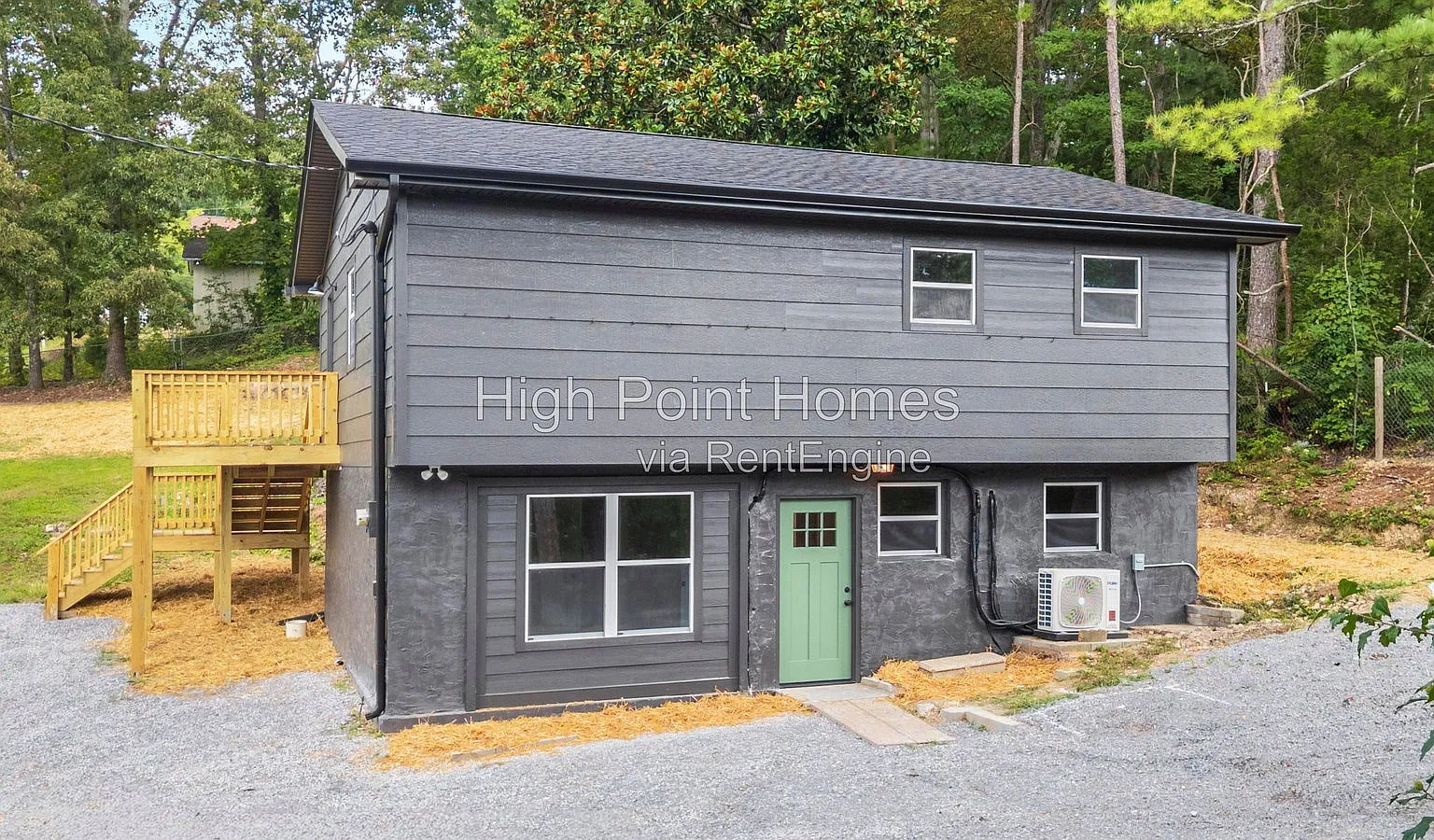 2 bed, 1.0 bath, 930 sqft, $1,185 — Photo 1