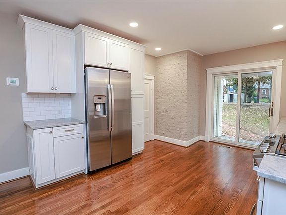 5th image of 1717 W Laburnum Ave