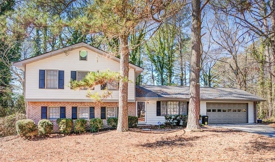 1st image of 2443 Ravenwood Ct