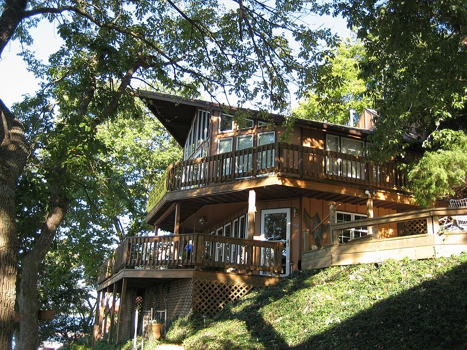 Main Photo