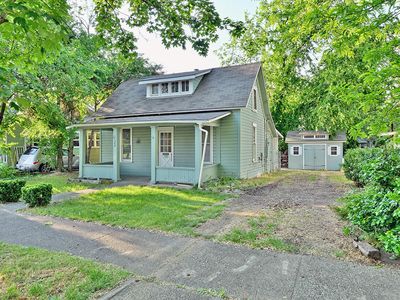 1122 W 9th St, Medford, OR, 97501
