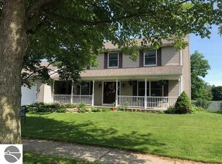 1018 Country Way, Mount Pleasant, MI 48858