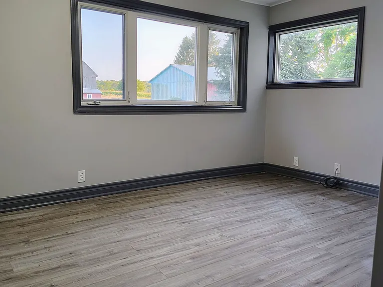 5363 Davis Dr — Photo 22