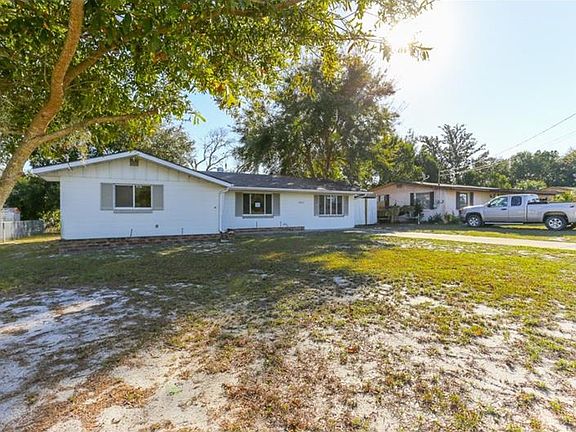 3rd image of 31812 Blanton Ln