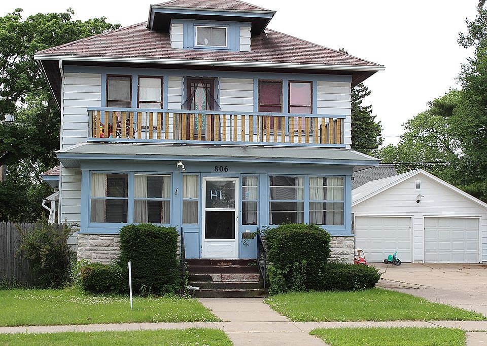 1st image of 806 N 3rd Ave
