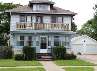 806 N 3rd Ave, Wausau, WI 54401