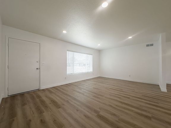2nd image of 4140 W Orchid Ln