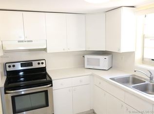 10907 N Kendall Dr APT 423, Miami, FL 33176