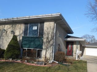 16415 Terry Ln, Oak Forest, IL