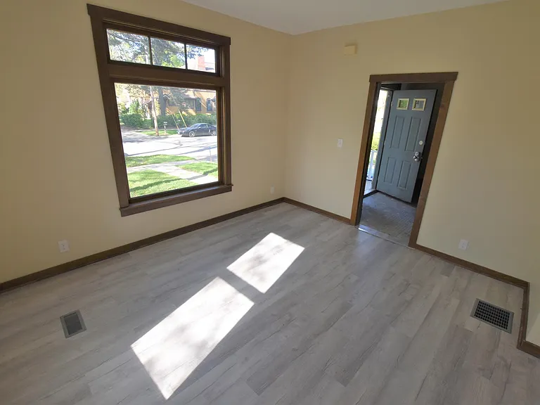 451 Marion Ave #1 — Photo 19
