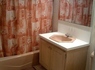 657 Ramapo Rd, Teaneck, NJ 07666