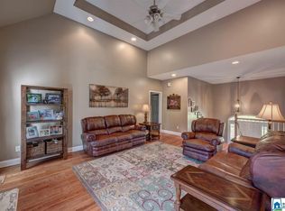 885 Deerbrook Dr, Gardendale, AL 35071