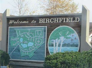 30 W Azalea Ln, Mount Laurel, NJ 08054