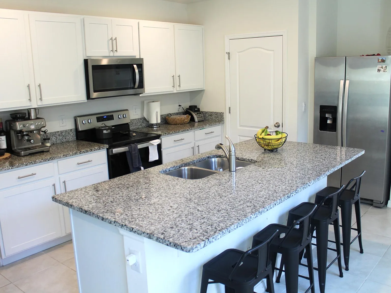 282 Caryota Ct — Photo 2