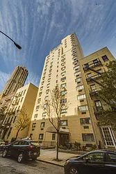 451 East 83rd Street in Yorkville