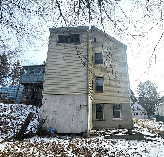 2nd image of 34 Francis Street