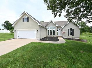 18 Timber Creek Cir, Platte City, MO 64079