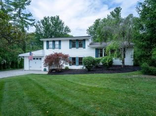 9562 Concord Rd, Powell, OH 43065