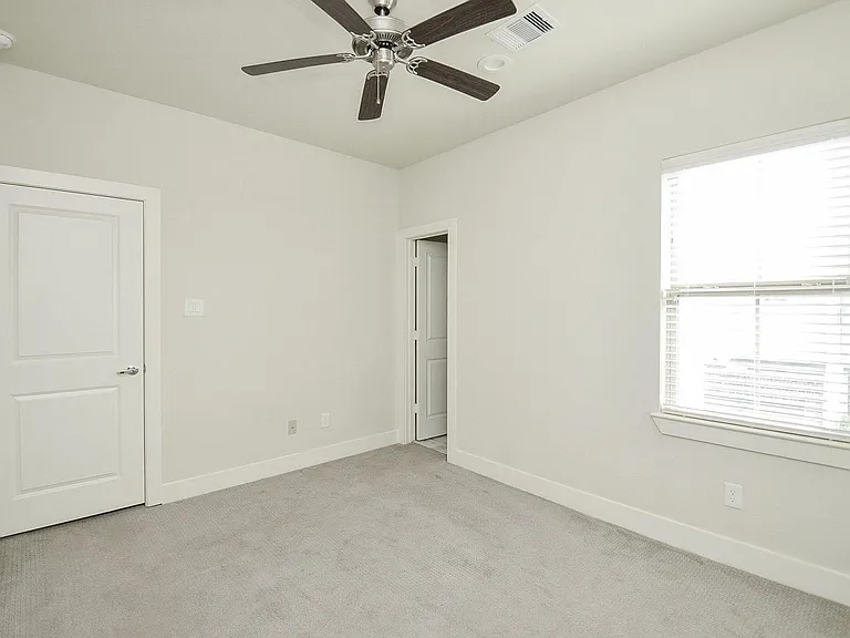 1103 Fuschia Rd — Photo 24