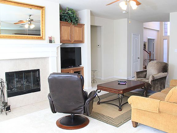 3rd image of 3305 Glenwood Dr