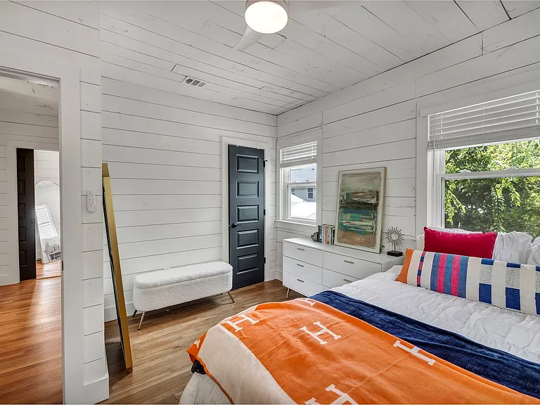 701 Harris Ave — Photo 37