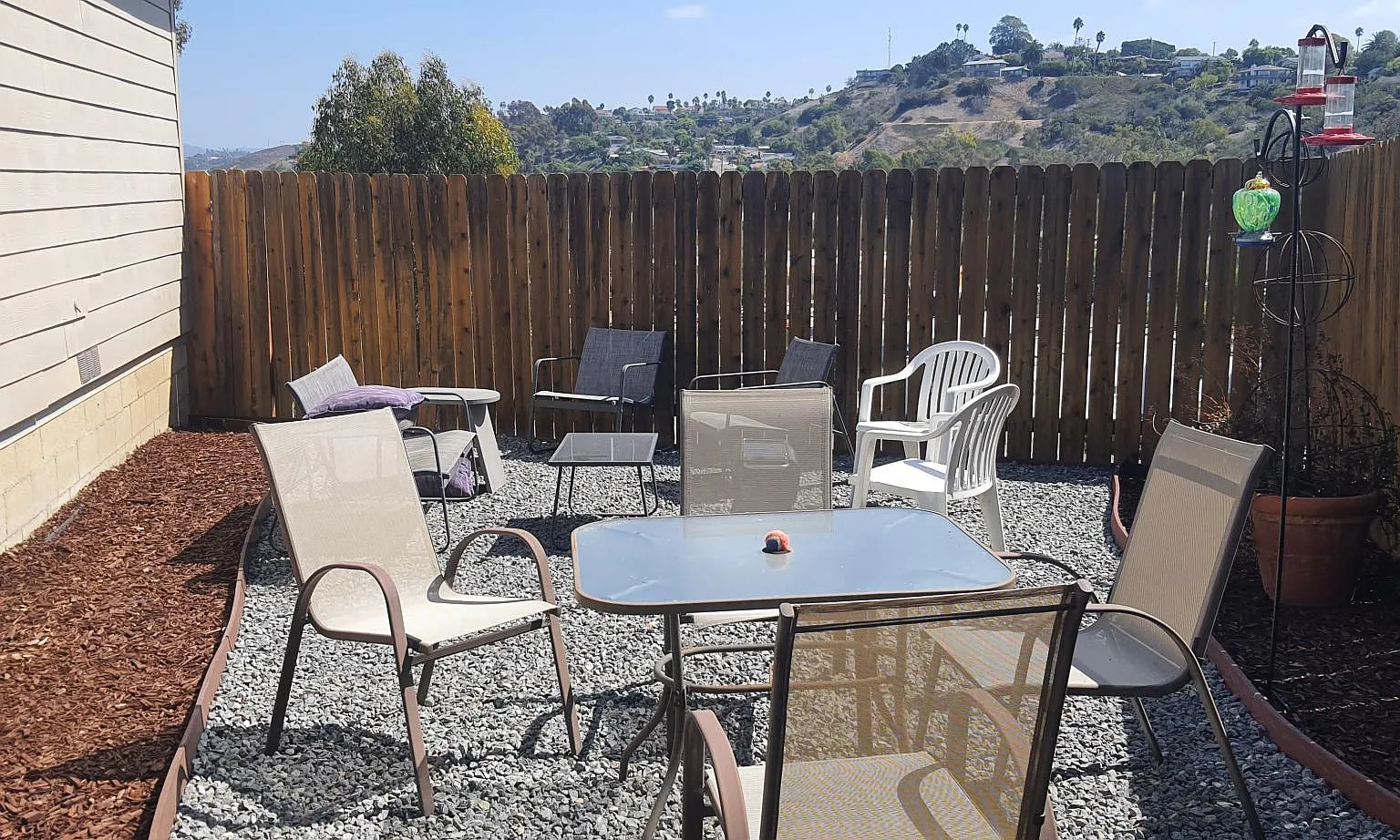 4 bed, 1600 sqft, $4,300 — Photo 3