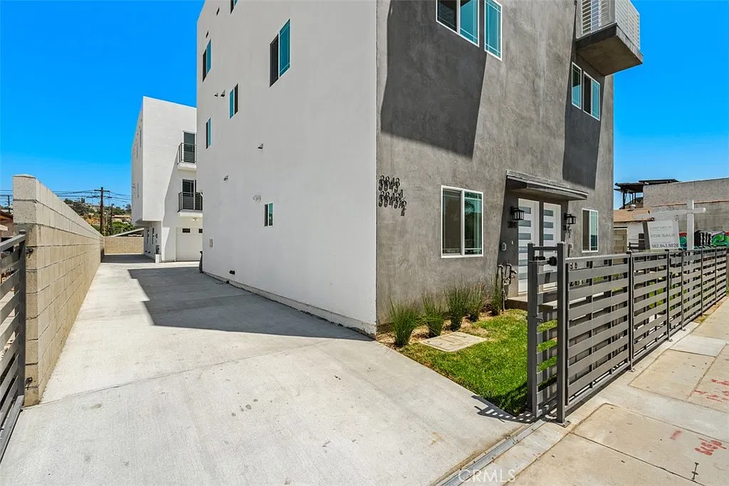 4 bed, 1659 sqft, $4,375 — Photo 4