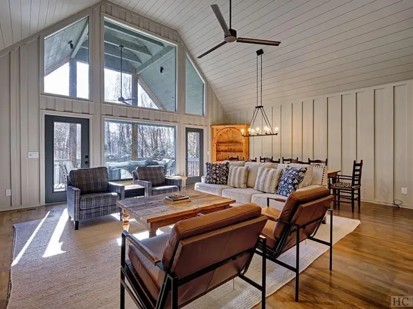 56 Homestead Hollow, Cashiers, NC 28717