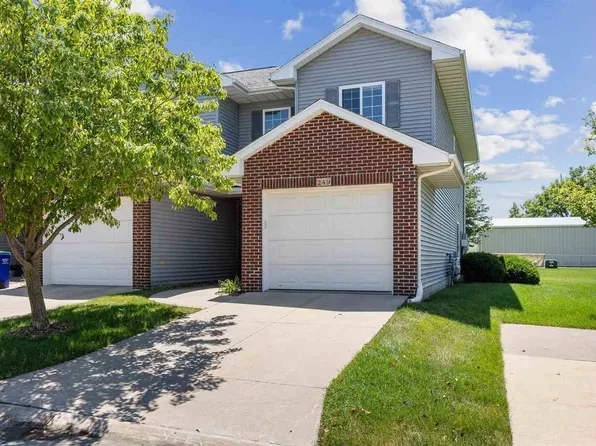 249 Copeland Ln, North Liberty, IA 52317