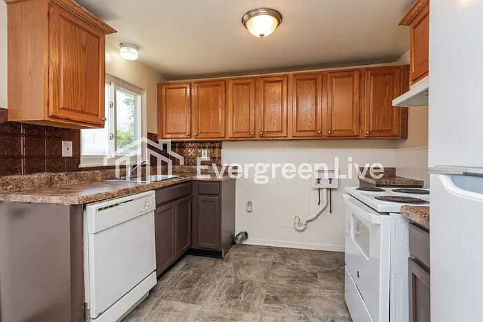4014 Woodcliffe Ave — Photo 5