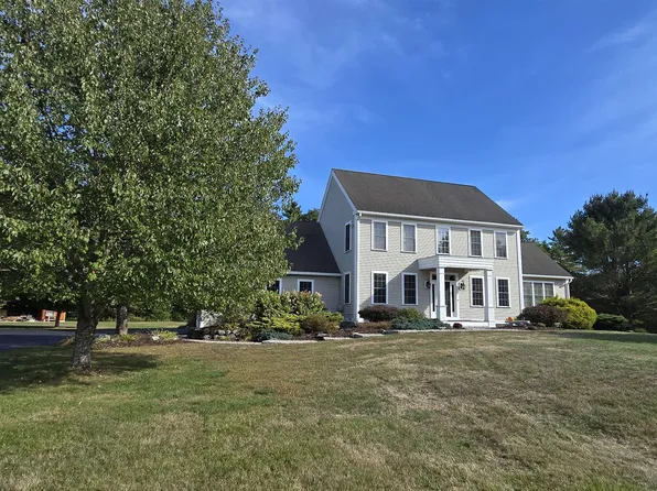 31 Ilona Lane, Loudon, NH 03307