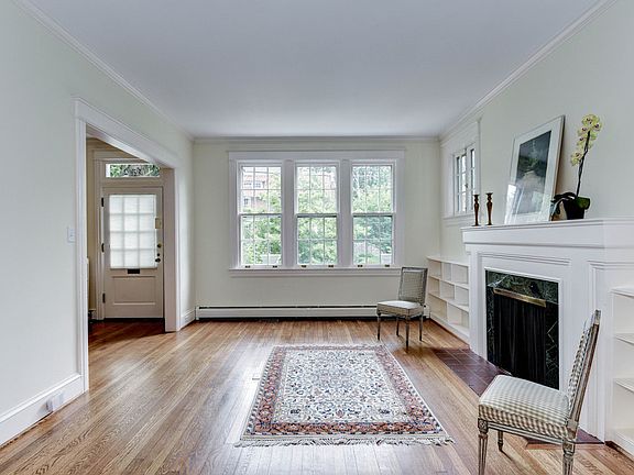 Living room with fireplace