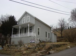 505 Merchants Ln, Dubuque, IA 52001