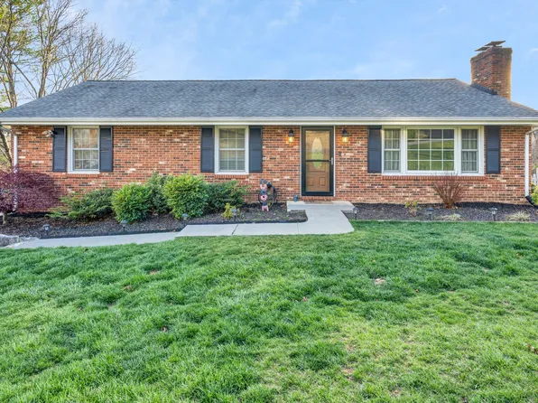 158 Woodlawn Ave, Blue Ridge, VA 24064