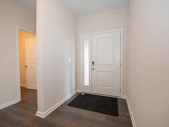 5th image of 258 Lar Lan Dr