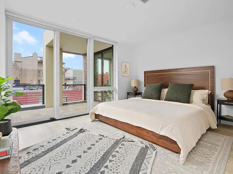 Three Bedroom + Terrace 481