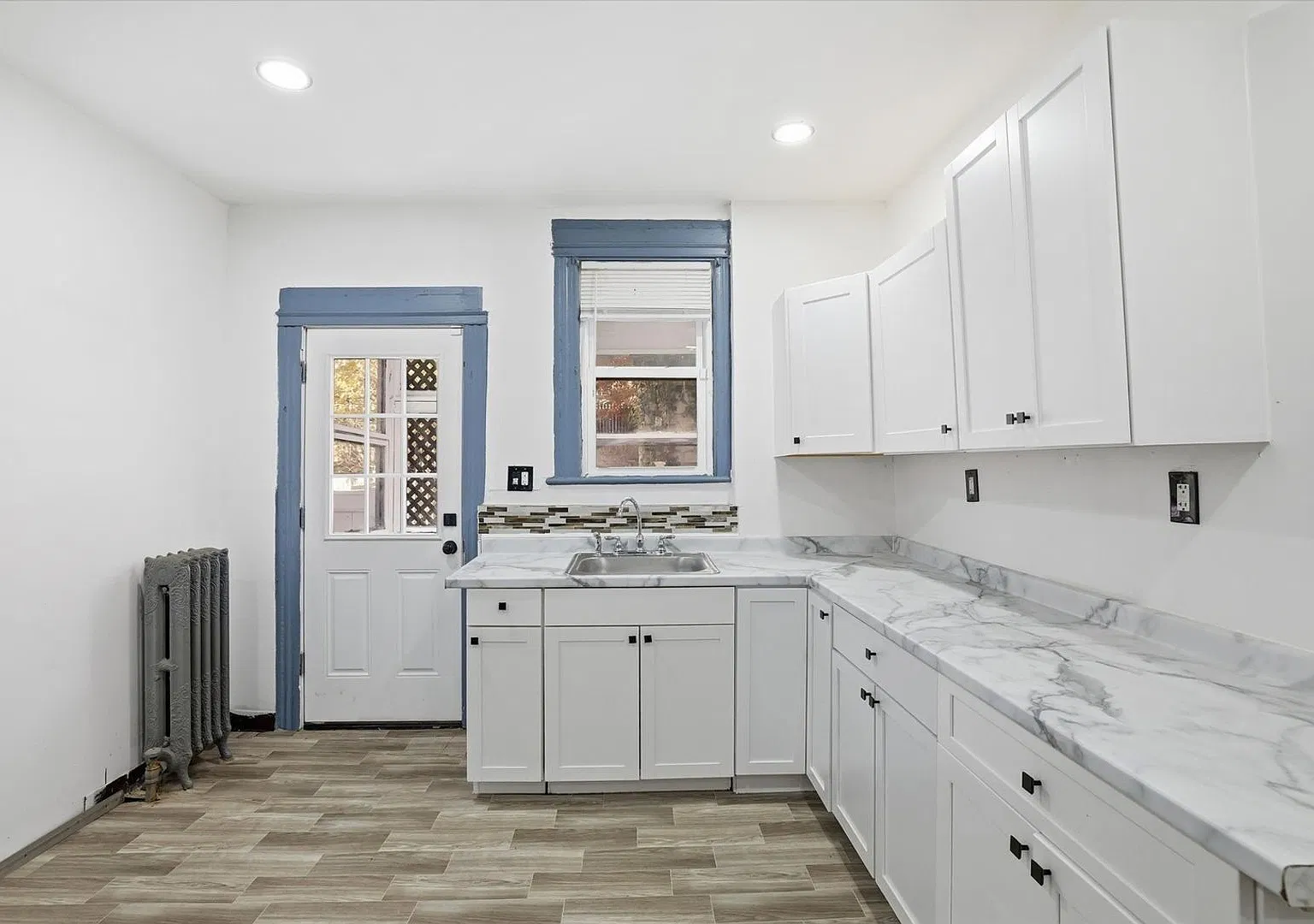 Spacious 6BR House in Scranton — Photo 3