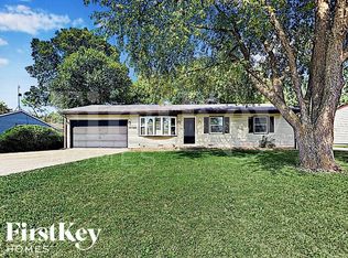 34W988 Clyde Pkwy, St Charles, IL