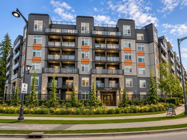 11077 Ravine Rd #525, Surrey, BC V3T 3X5