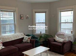 7 Timon Ave #2, Chestnut Hill, MA 02467