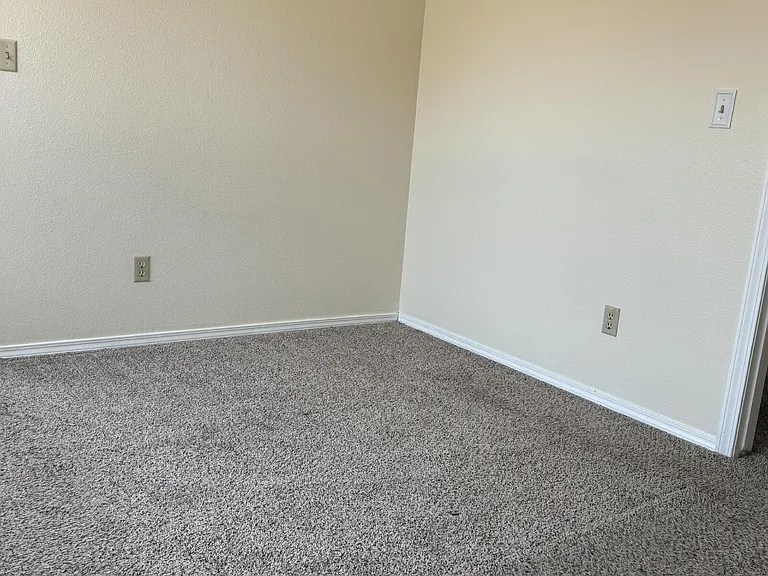 605 Blossom Field Rd — Photo 7