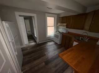 170 3rd St APT 2, Troy, NY 12180