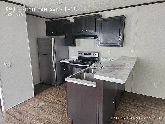 3rd image of 993 Michigan Ave E #18